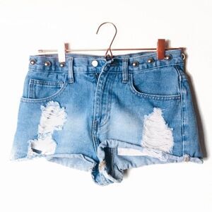 EUC Forever 21 Studded Denim High Waisted Shorts 26